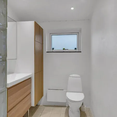 3 Bedroom Awesome In *