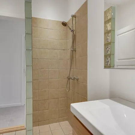 3 Bedroom Awesome In Feriehus
