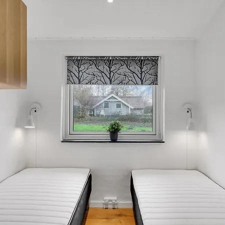 3 Bedroom Awesome In Feriehus *
