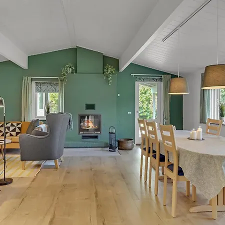 Feriehus 3 Bedroom Awesome In *
